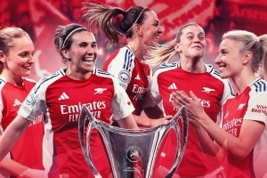 乐鱼网页版登录入口官网-掀翻女足巴萨阿森纳女足时隔18年再夺欧冠，巴萨3连冠梦碎
